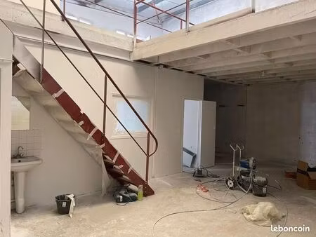 local d'activité 170 m²