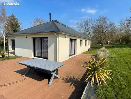 pavillon à proximité de bourgtheroulde /bourg achard