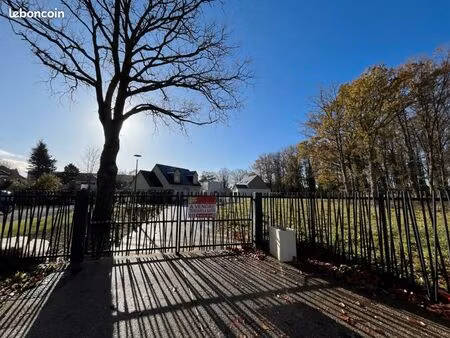 terrain 809 m² evreux