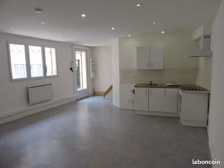 appartement 2 pièces avec courette – 45 m²