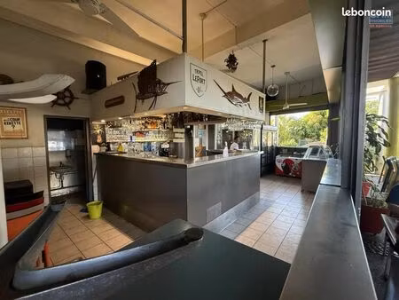 local bar  restaurant 160 m²