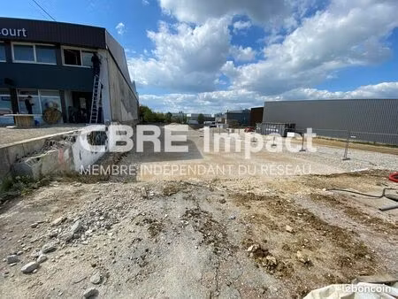 local d'activite 800 m² dijon