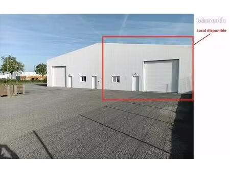 local professionnel neuf 184m² — hauteur 6 92m — parking 3 000m²