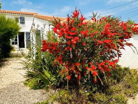 vends maison à noirmoutier 500m de la plage. au calme sans vis à vis