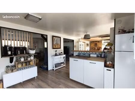 maison 5 pièces 140 m²