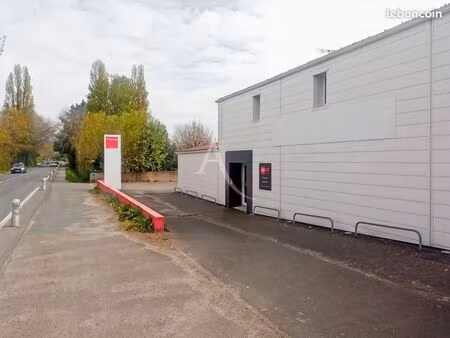 local commercial 400 m² challans