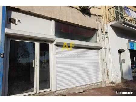 local commercial 233 m² fréjus