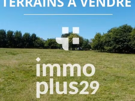 terrain 310 m² landeda