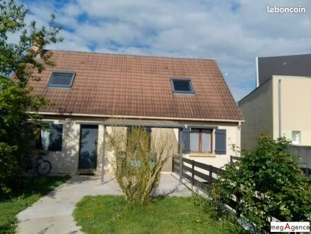 propriété 8 pièces 120 m²