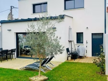 maison quartier du sacré cœur