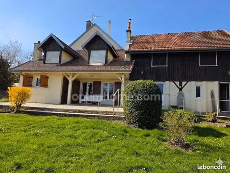 maison 4 pièces 143 m²