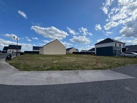 a vendre terrain viabilisé à gauciel (27930) 551 m2