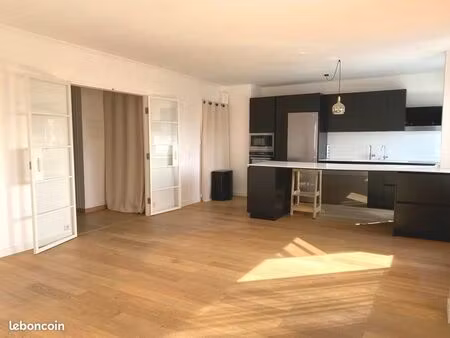 appartement 3 pièces 75 m²