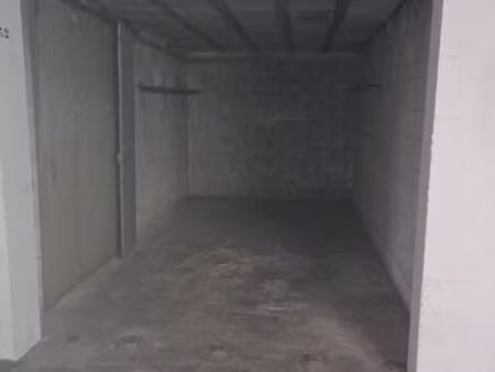 location garage sanary