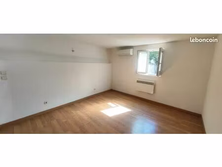 maisonnette indépendante avec cour privative quartier hoche