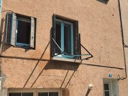 maison de rue à vendre