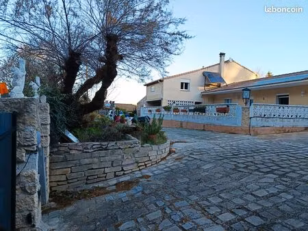 affaire : villa de 160 m2 habitable sur terrain 1140m2