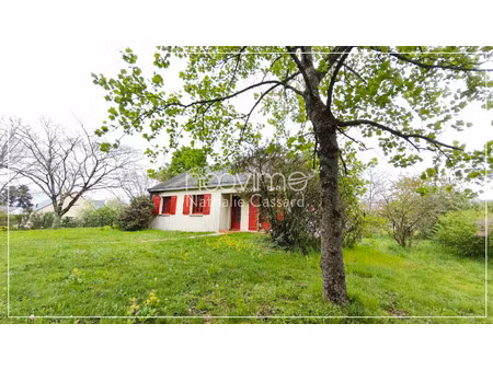 vente maison traditionnelle 92 m²  2 ch  1 bureau + sous-sol complet sur 2600 m²