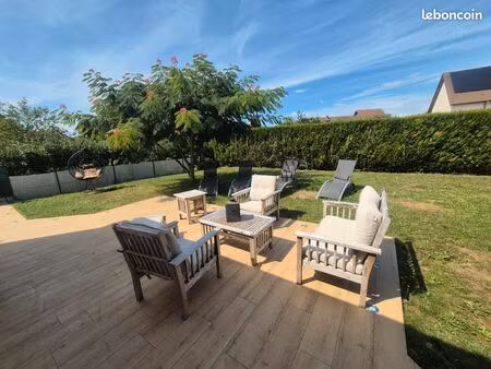 a vendre - maison lumineuse à proximité de dijon