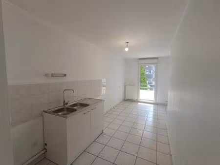 t3 au centre ville de chambéry  proche de l'hopital