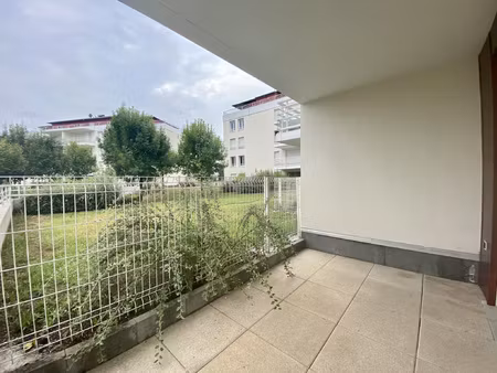 huningue - f2 de 45m2 avec place de parking