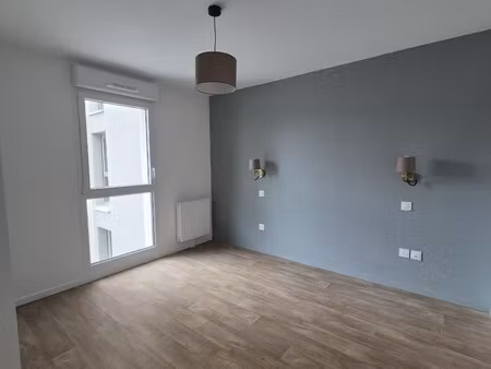appartement t2 meublé neuf en résidence sécurisée