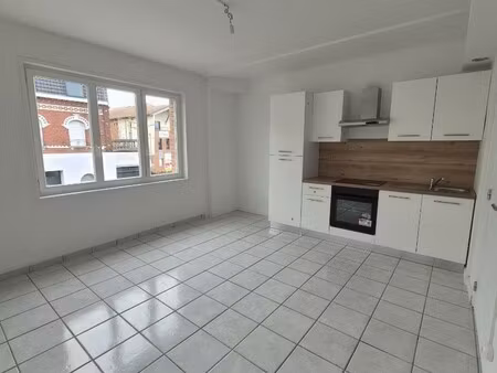 appt t2 de 33 m2 entièrement rénovée