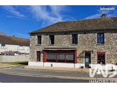 propriété 5 pièces 148 m²