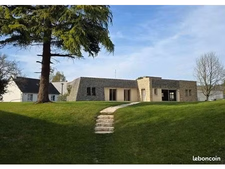 maison de 167m2 et sous-sol/garage 200m2