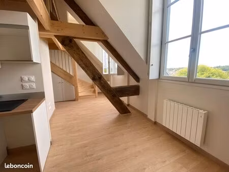 appartement t1 bis rénové avec mezzanine + parking – cognac centre