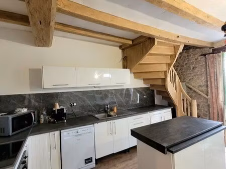 location jolie maison de ville