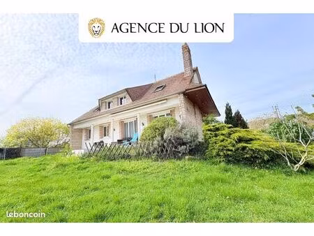 maison 8 pièces 180 m²