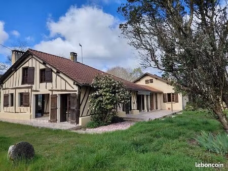 maison 8 pièces 190 m²