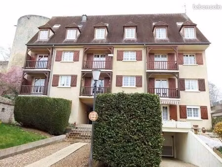 appartement 6 pièces 90 m²