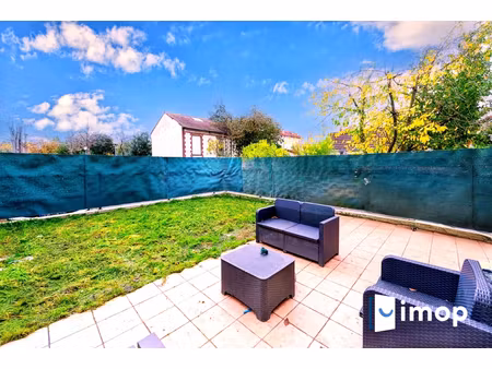 à 4 min à pied de la gare de deuil-la-barre  2 pièces lumineux avec jardin privatif et par