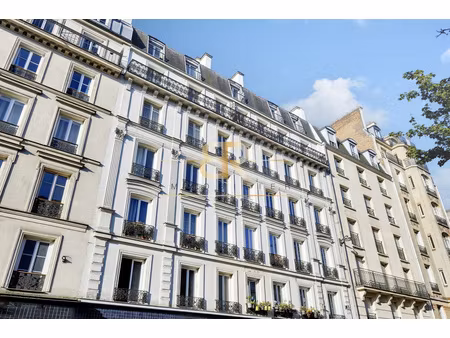 métro dupleix  charmant deux pièces refait à neuf