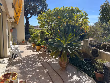 appartement saint laurent du var 4 pièce(s) 123 m2