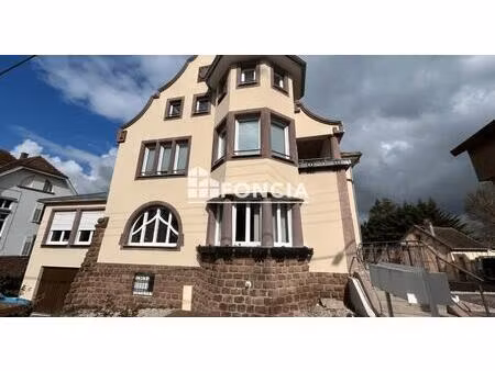 sarrebourg – superbe f3 dans maison de maître rénovée avec élégance. magnifique appartemen