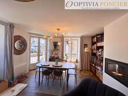 exclusivité superbe maison en pierre de bourg t5 123 m2 - pe
