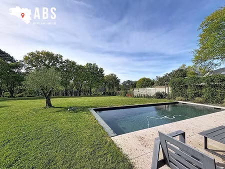 maison à férel vue vilaine et piscine chauffée