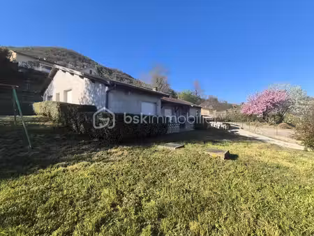 exclusivité voiron | maison 151 m² avec grand terrain de 1 887 m² et vue dégagée