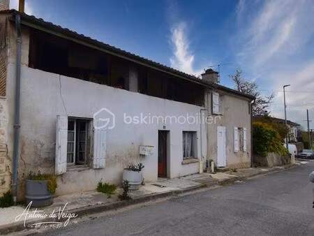 maison de ville à réhabiliter – emplacement exceptionnel