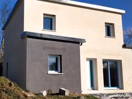 maison 90 m² plouneour menez