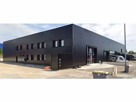 zone ikea local commercial 300 m²