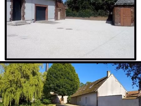 loue maison type 3 dans ancienne longère rénovée sur terrain clos