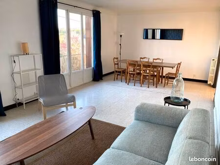 location appartement lumineux avec vue – 3 chambres – quartier l’houmeau (angoulême)