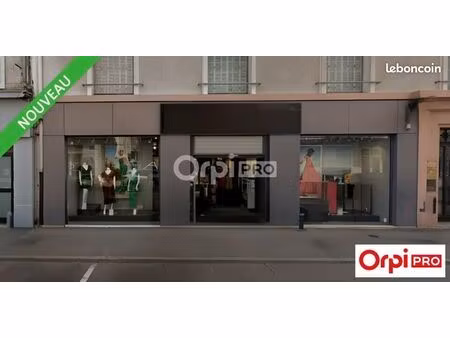 local commercial 249 m²