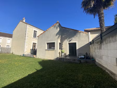 angouleme quartier calme et prisé  maison de ville rénovée a