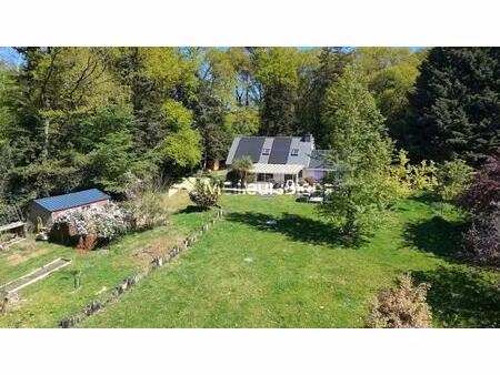 propriété avec étang - 15975m²