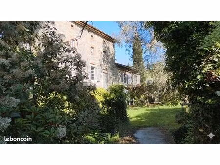 propriété 10 pièces 309 m²